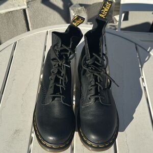 Dr. Martens Classic 1460 Black Leather Combat Boots Size 6 UK / 8 US